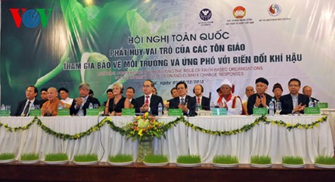 Phát huy vai trò của các tôn giáo tham gia bảo vệ môi trường và ứng phó với biến đổi khí hậu - ảnh 1